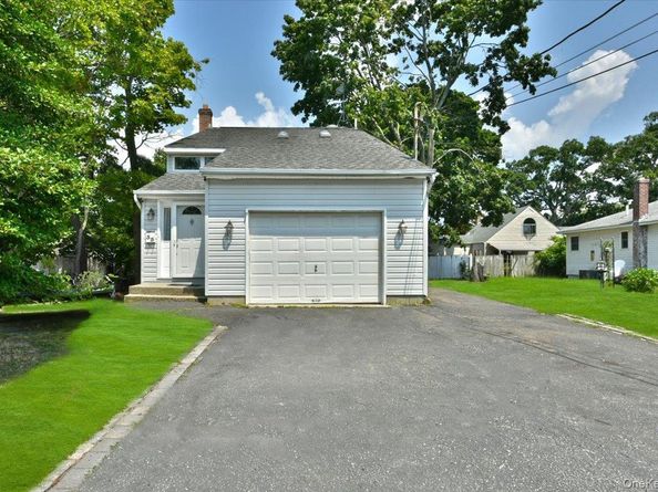 35 E 6th Street, Patchogue NY 11772