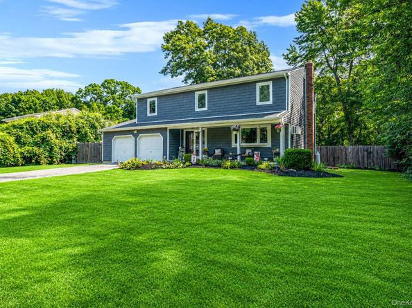 10 Turnpike Boulevard, Middle Island NY 11953