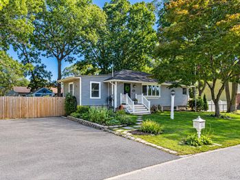 27 Ashwood Drive