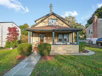 416 Willis Avenue