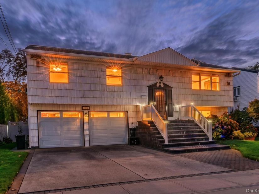 3806 Illona Lane, Oceanside NY 11572