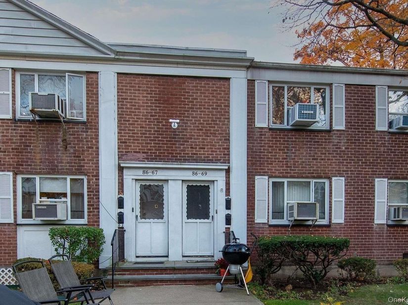 86-69 SPRINGFIELD Blvd. SPRINGFIELD Blvd. 1413, Queens Village NY 11427