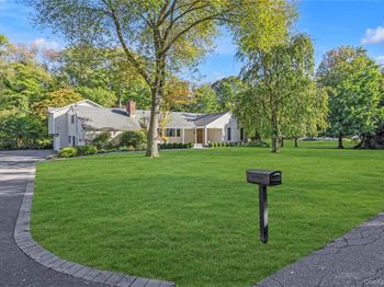 26 Fresh Pond Road