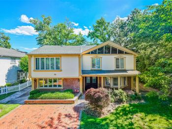 159 South Drive