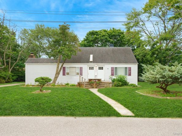 246 Columbus Avenue, West Babylon NY 11704