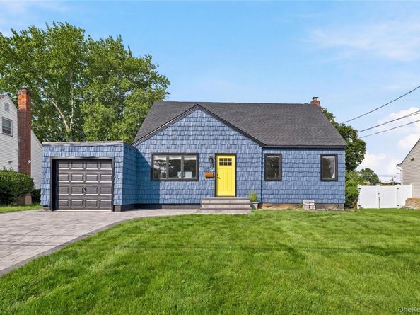 2693 Fox Road, Baldwin NY 11510