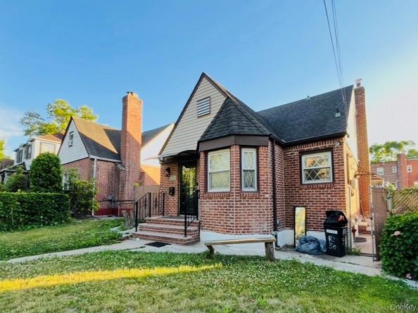 82-30 168th Street, Jamaica NY 11432