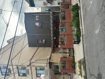 1557 Glover Street