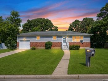 334 Robbins Street