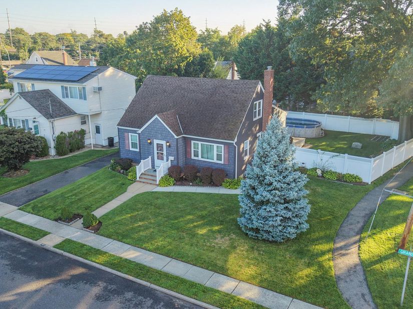 2297 Girard Place, Merrick NY 11566