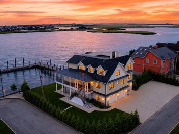 1 North Drive