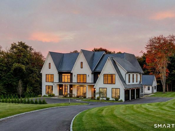 729 Smith Ridge Road, New Canaan CT 06840