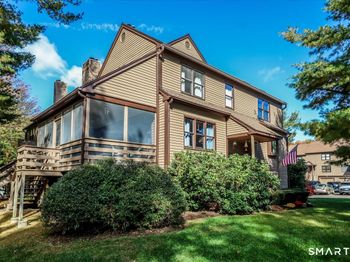 3 Rockview Circle