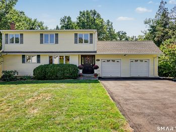 17 Huckleberry Drive S