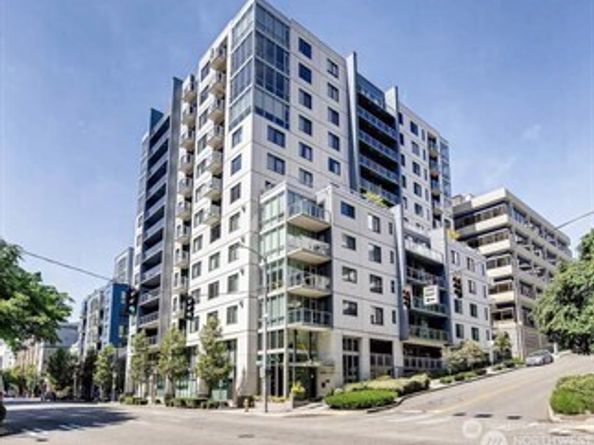 76 Cedar Street 608, Seattle WA 98121
