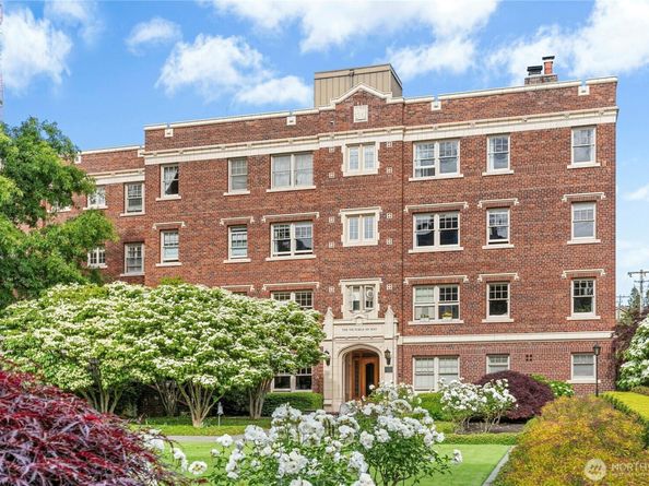 100 W Highland Drive 404, Seattle WA 98119