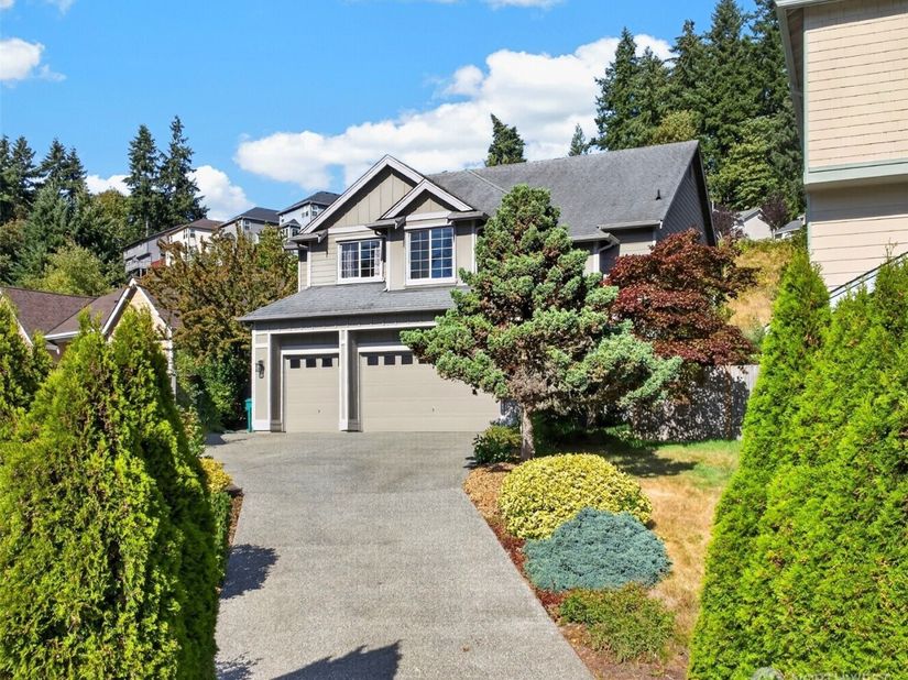 1223 199th Street SW, Lynnwood WA 98036