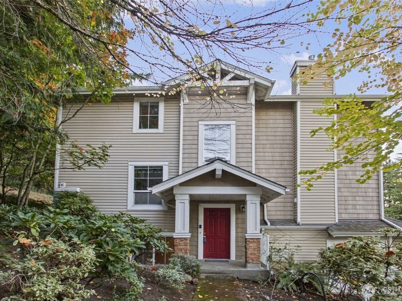 5329 236th Place SE 261, Issaquah WA 98029