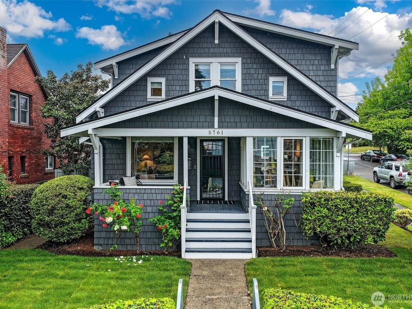 5761 35th Avenue NE, Seattle WA 98105