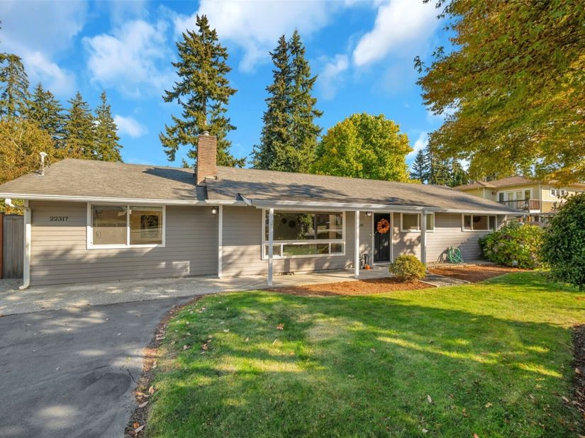22317 W 96th Avenue, Edmonds WA 98020