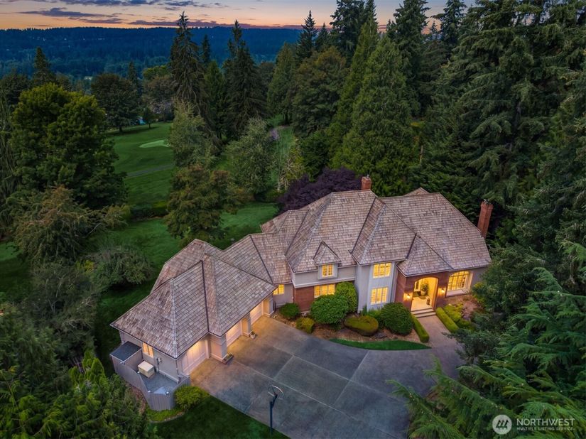 13905 212th Drive NE, Woodinville WA 98077