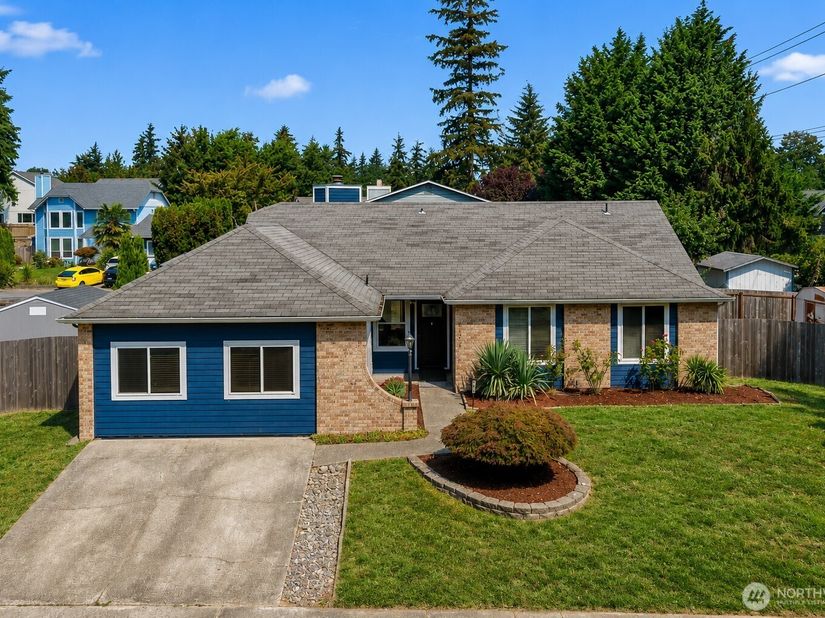 11510 SE 215th Street, Kent WA 98031
