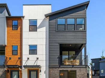 10811 (HS 109) 120th Lane NE