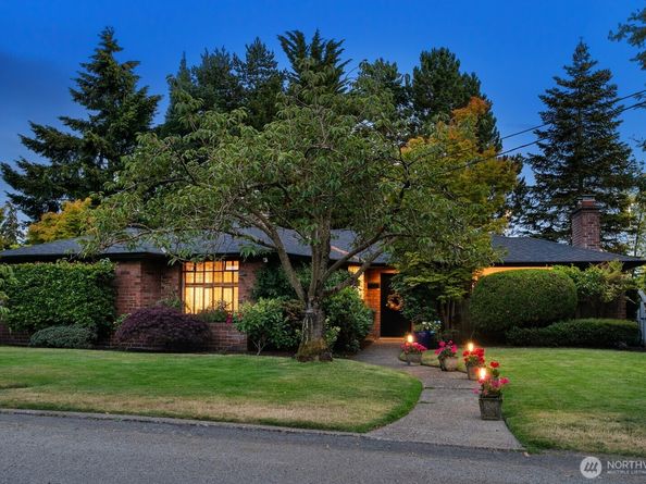 1805 NW 95th Street, Seattle WA 98117