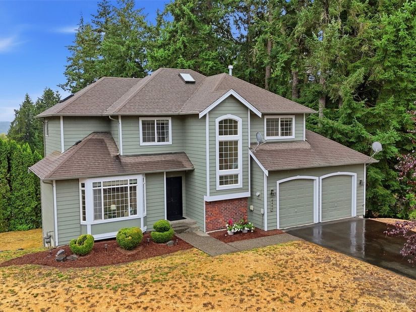 8400 Jeatran Place NW, Silverdale WA 98383