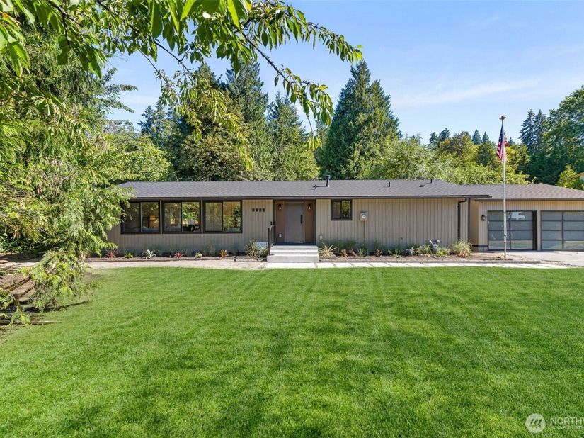 8655 NE 170th Street, Kenmore WA 98028