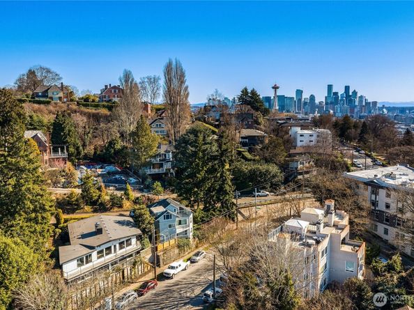 1115 8th Avenue W, Seattle WA 98119