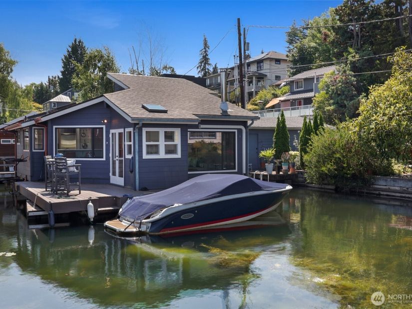 2822 Boyer Avenue E 1, Seattle WA 98102