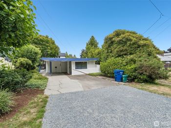 3222 NE 85th Street