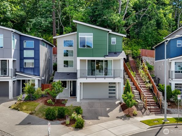 22425 69th Place W, Mountlake Terrace WA 98155
