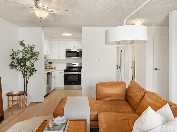 3009 3rd Avenue W 6, Seattle WA 98119