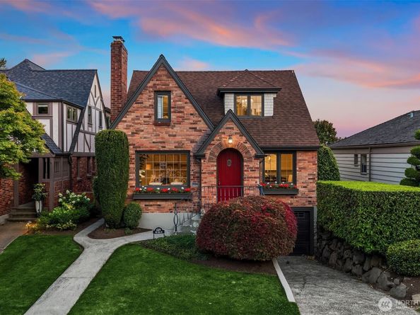 4319 NE 44th Street, Seattle WA 98105