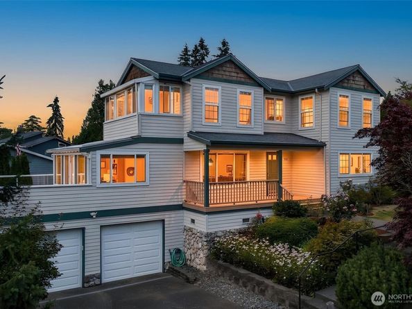 911 Brookmere Street, Edmonds WA 98020