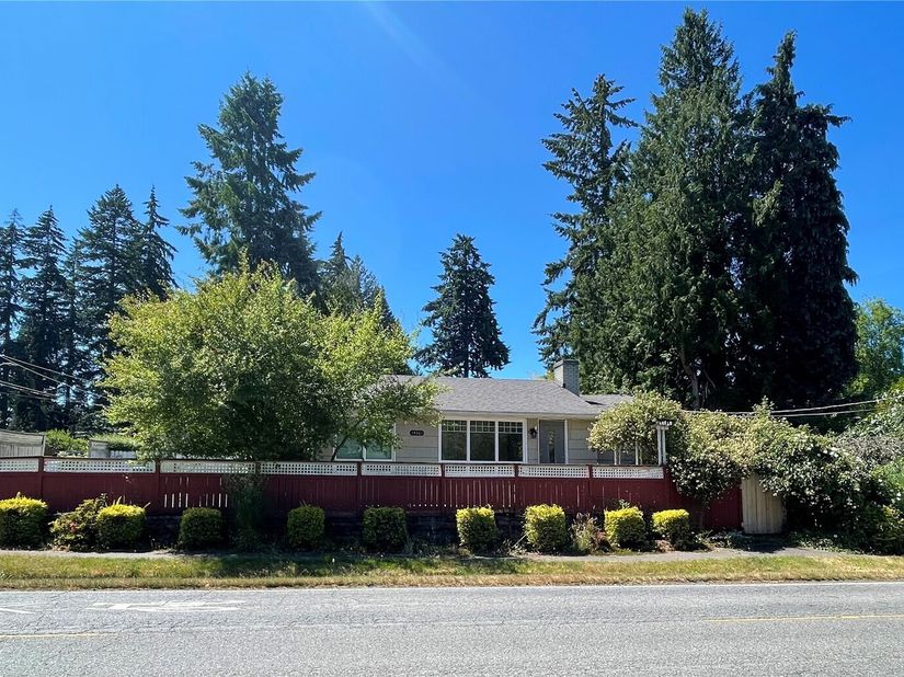 14301 Meridian Avenue N, Seattle WA 98133