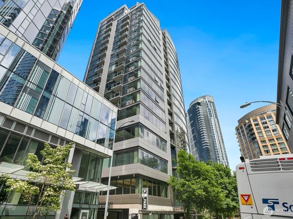 820 Blanchard Street 910, Seattle WA 98121
