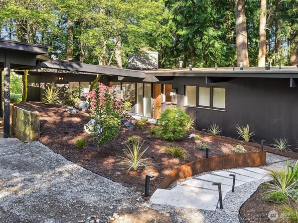 14841 SE 54th Street, Bellevue WA 98006