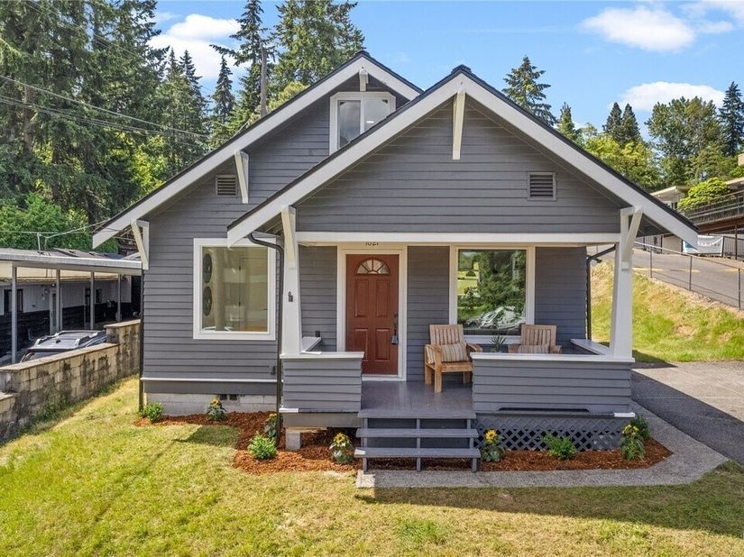1021 SW 130th Street, Burien WA 98146