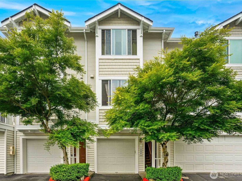 11890 NE 163rd Place 223, Bothell WA 98011