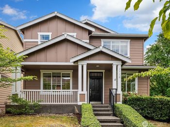 2422 NE Keystone Court
