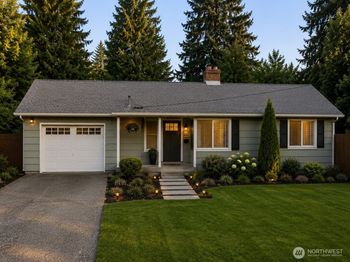 10034 SE 8th