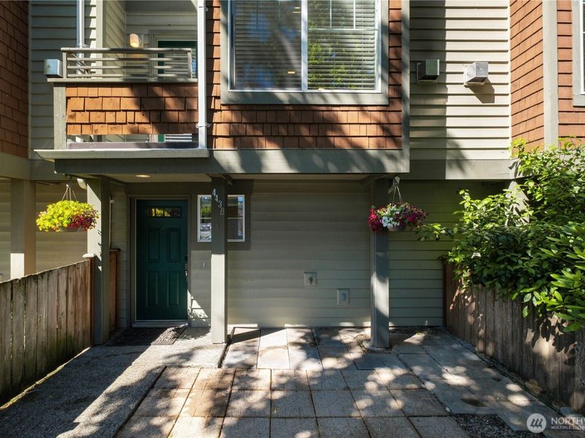 443 NE Ravenna Boulevard B, Seattle WA 98115