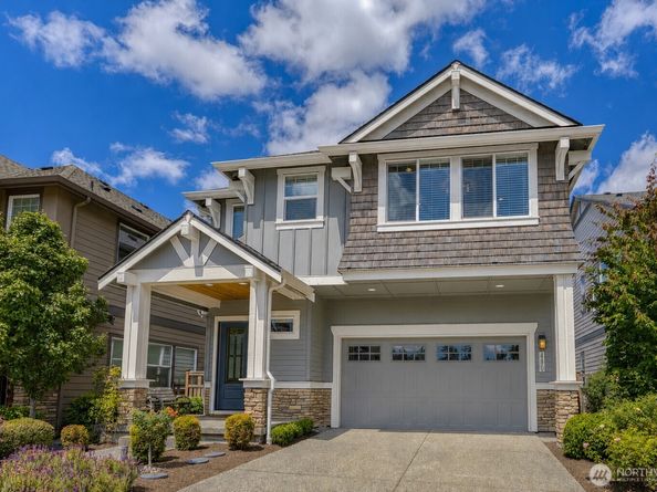 480 6th Lane NE, Issaquah WA 98029