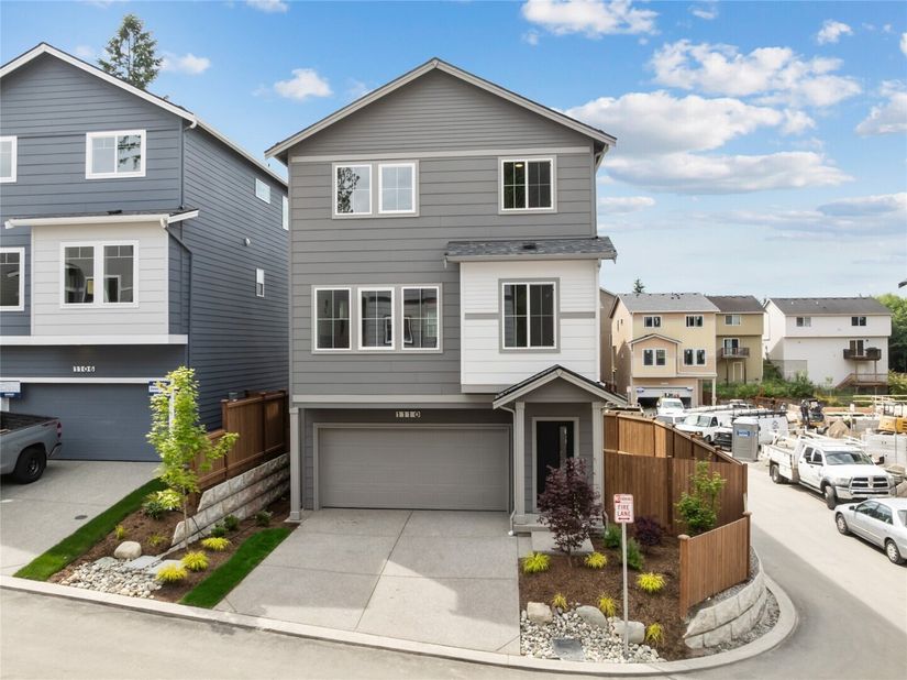 1122 138th Place SW, Lynnwood WA 98087