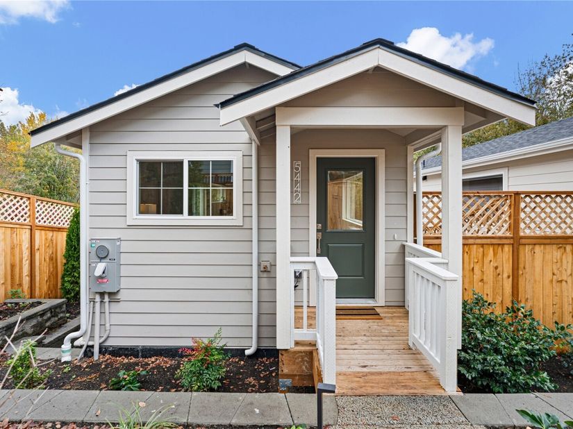 5442 21st Avenue SW, Seattle WA 98106