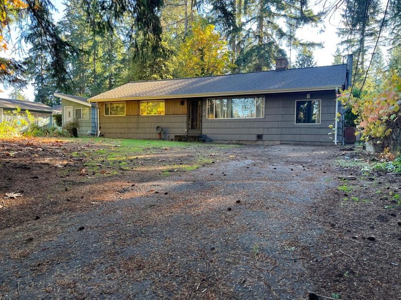 19019 Ballinger Way NE, Lake Forest Park WA 98155