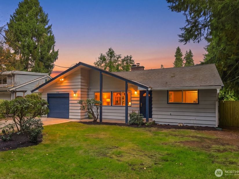 19112 3rd Avenue NE, Shoreline WA 98155